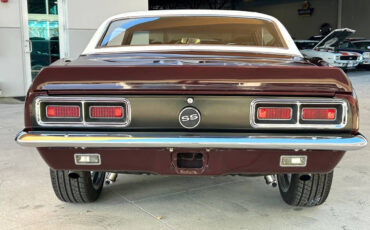 Chevrolet-Camaro-1968-Hatchback-5