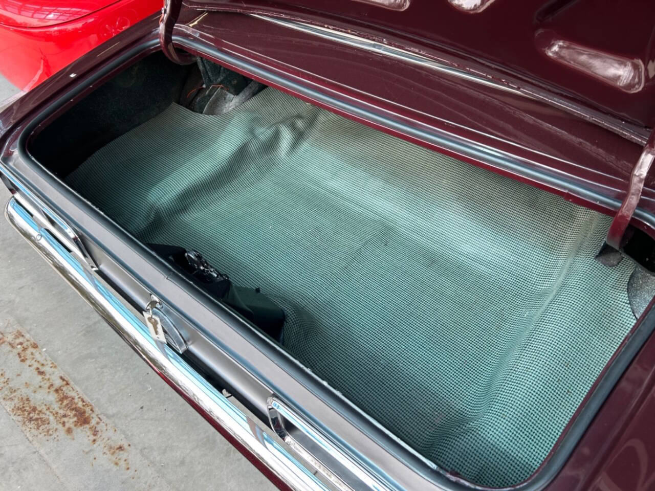 Chevrolet-Camaro-1968-Hatchback-6