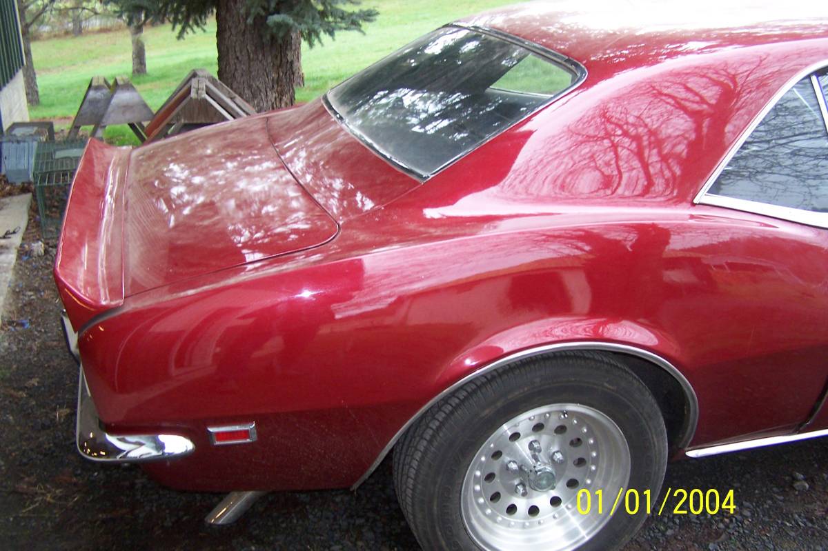 Chevrolet-Camaro-1968-custom-2