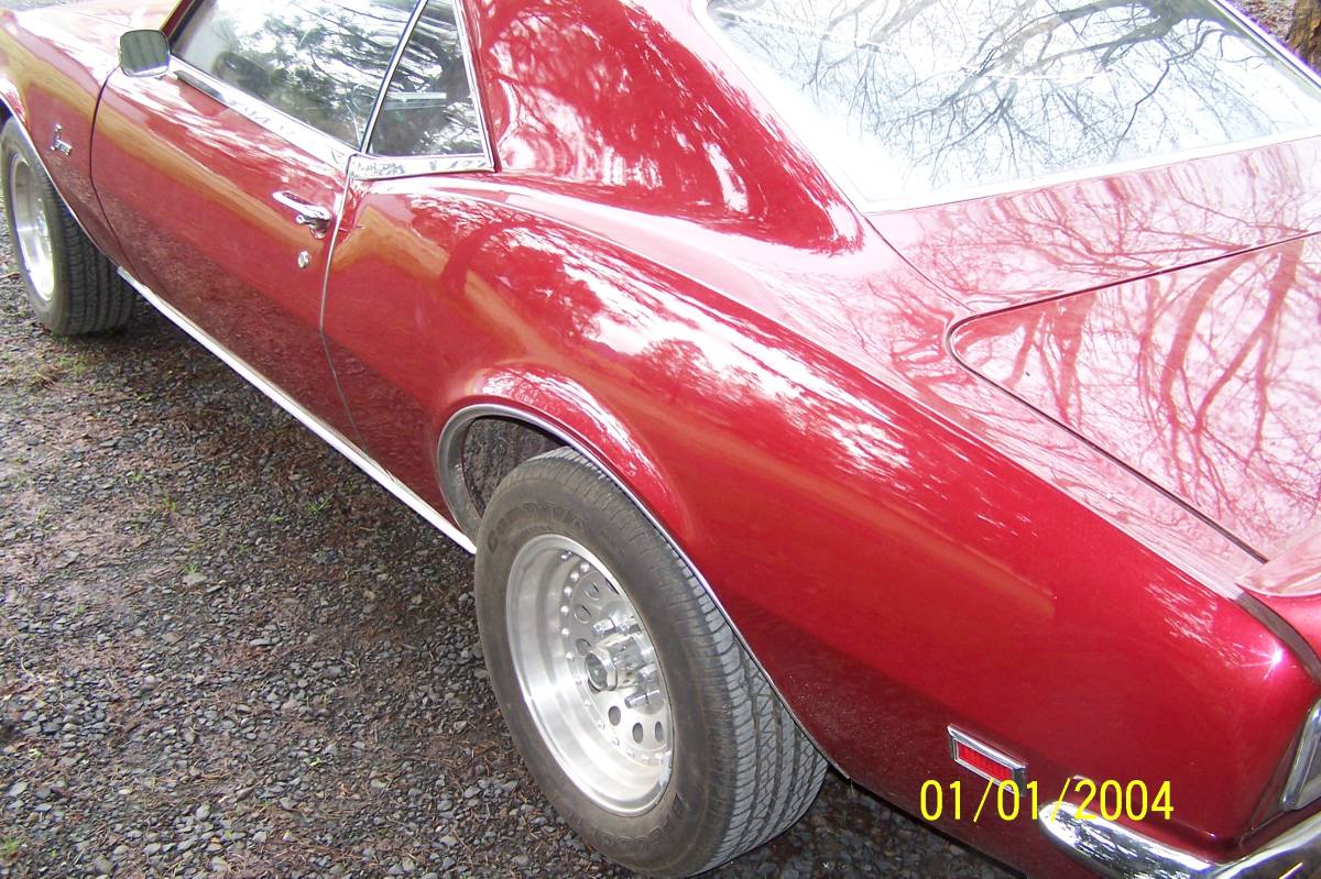 Chevrolet-Camaro-1968-custom-3