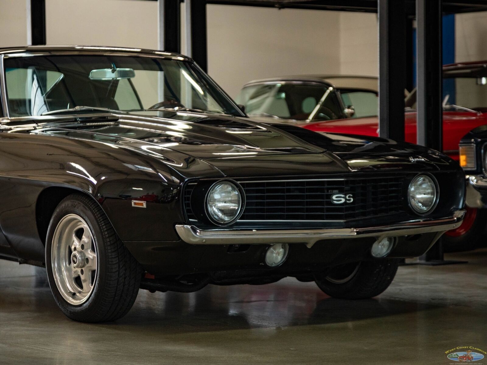 Chevrolet-Camaro-1969-2-Door-Coupe-11