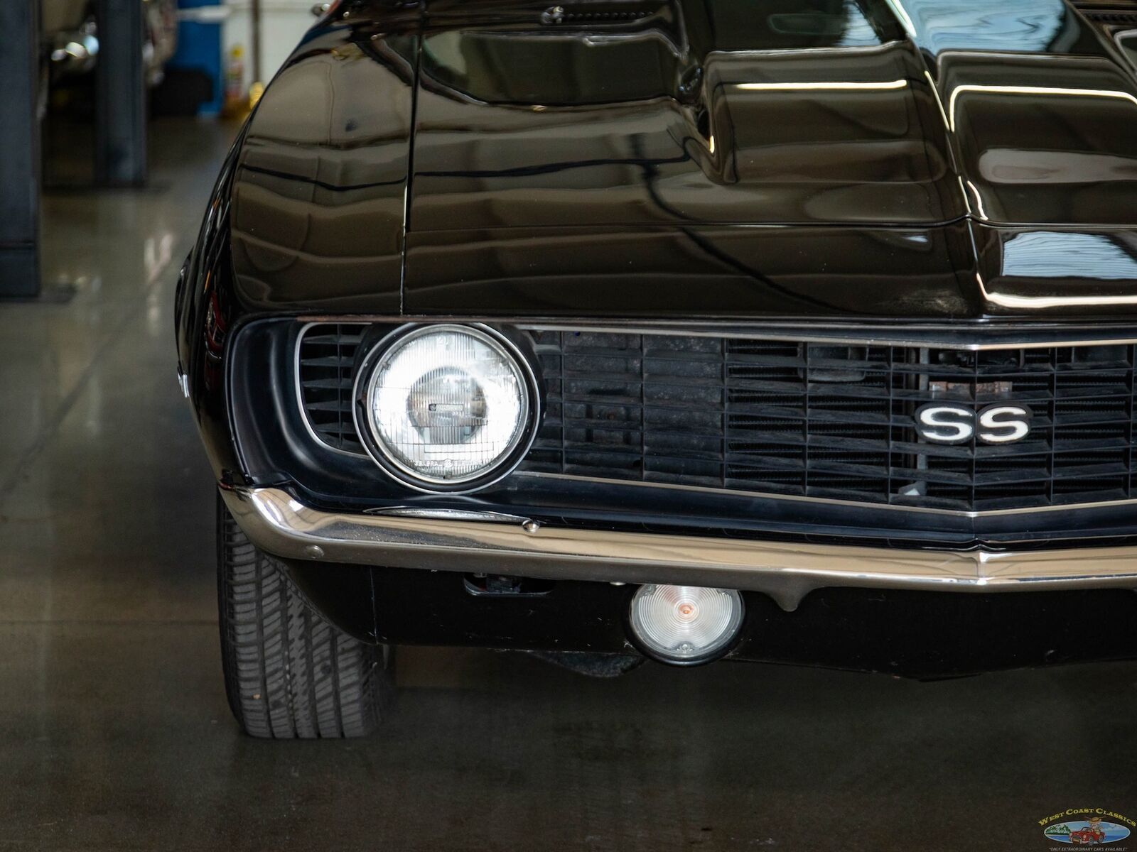 Chevrolet-Camaro-1969-2-Door-Coupe-13