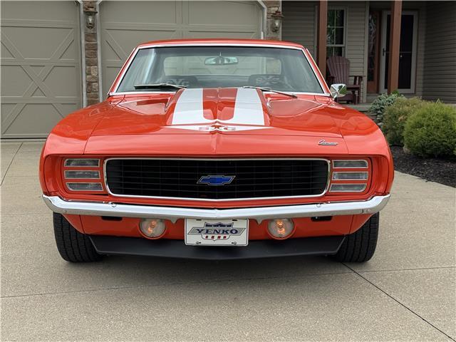 Chevrolet-Camaro-1969-2-Door-Coupe-14