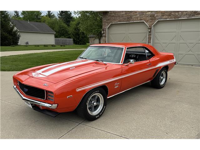 Chevrolet-Camaro-1969-2-Door-Coupe-16