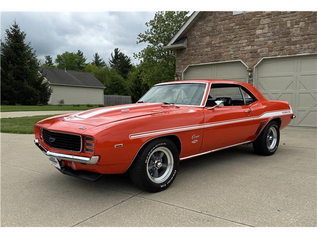 Chevrolet-Camaro-1969-2-Door-Coupe-17