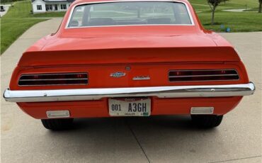 Chevrolet-Camaro-1969-2-Door-Coupe-2