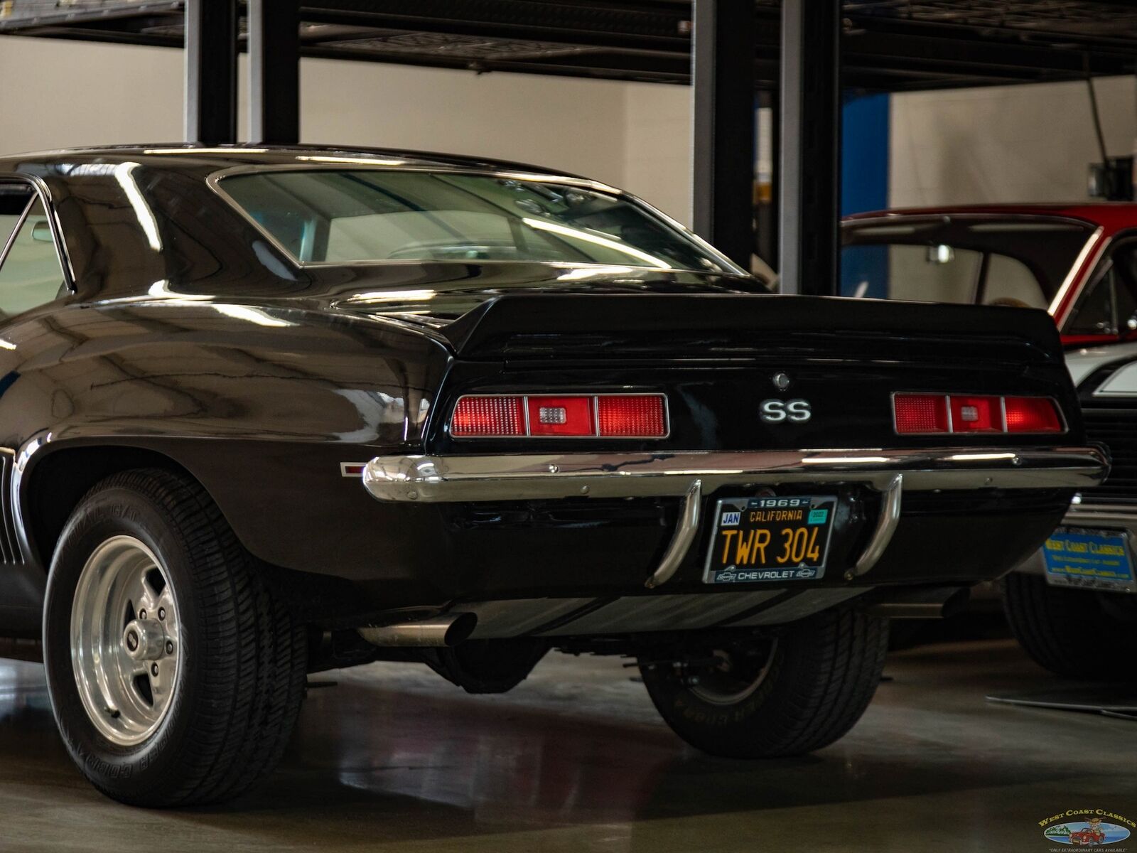 Chevrolet-Camaro-1969-2-Door-Coupe-22