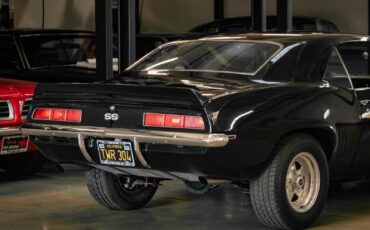 Chevrolet-Camaro-1969-2-Door-Coupe-24