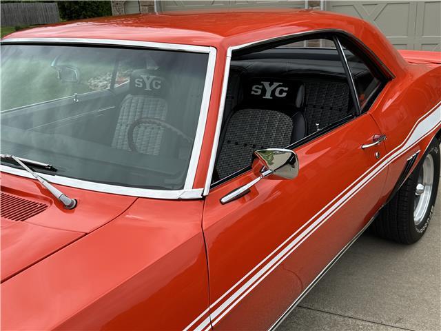 Chevrolet-Camaro-1969-2-Door-Coupe-27