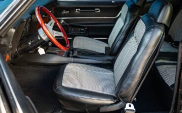 Chevrolet-Camaro-1969-2-Door-Coupe-29