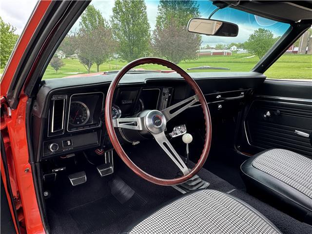Chevrolet-Camaro-1969-2-Door-Coupe-31