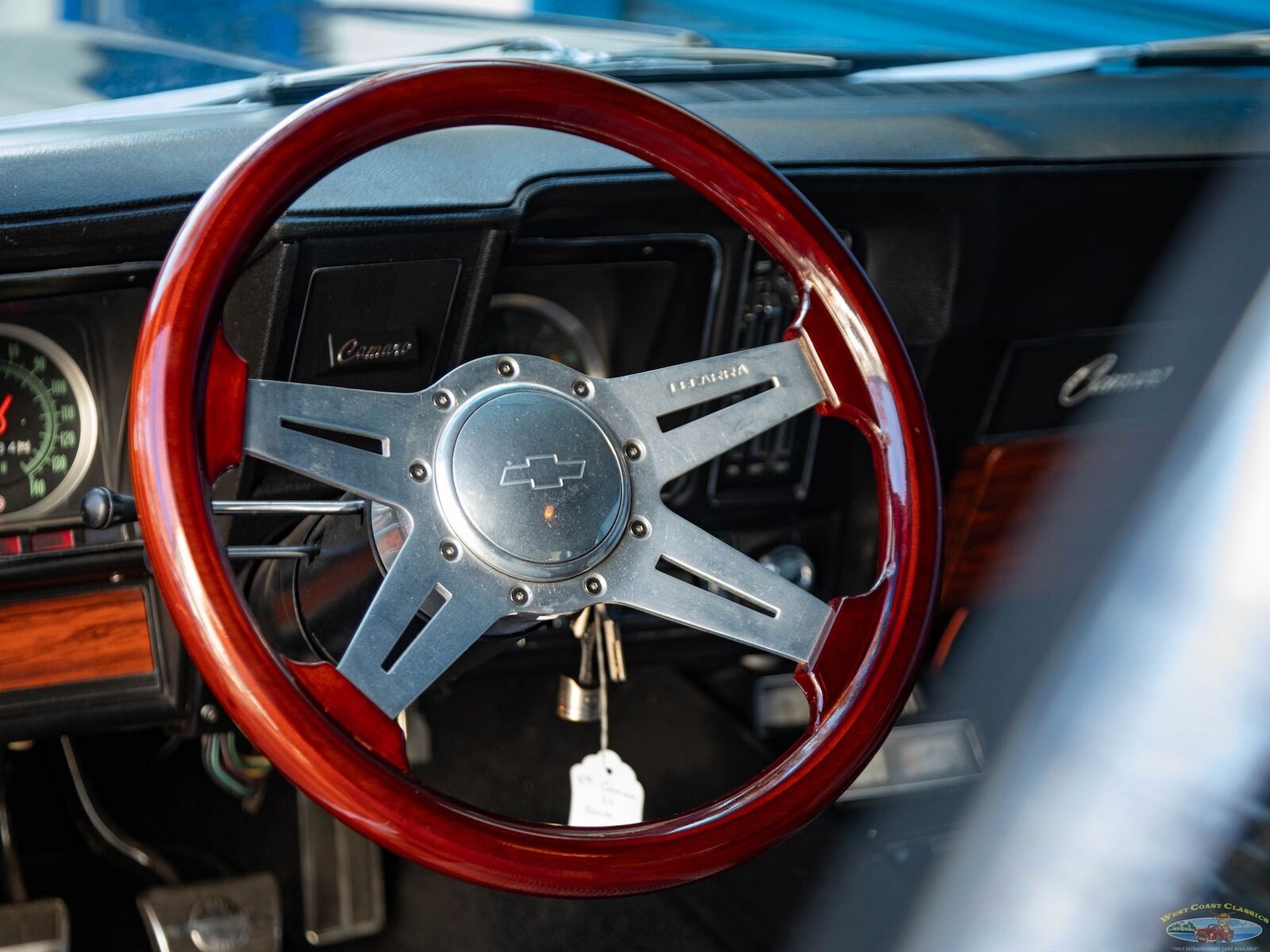 Chevrolet-Camaro-1969-2-Door-Coupe-34