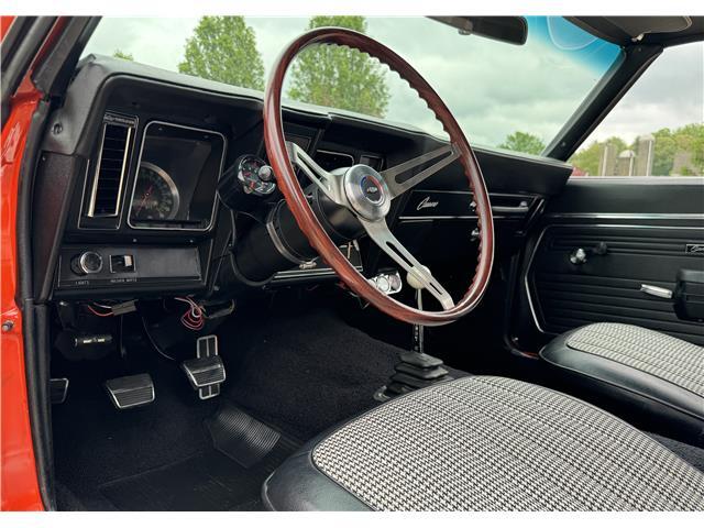 Chevrolet-Camaro-1969-2-Door-Coupe-34