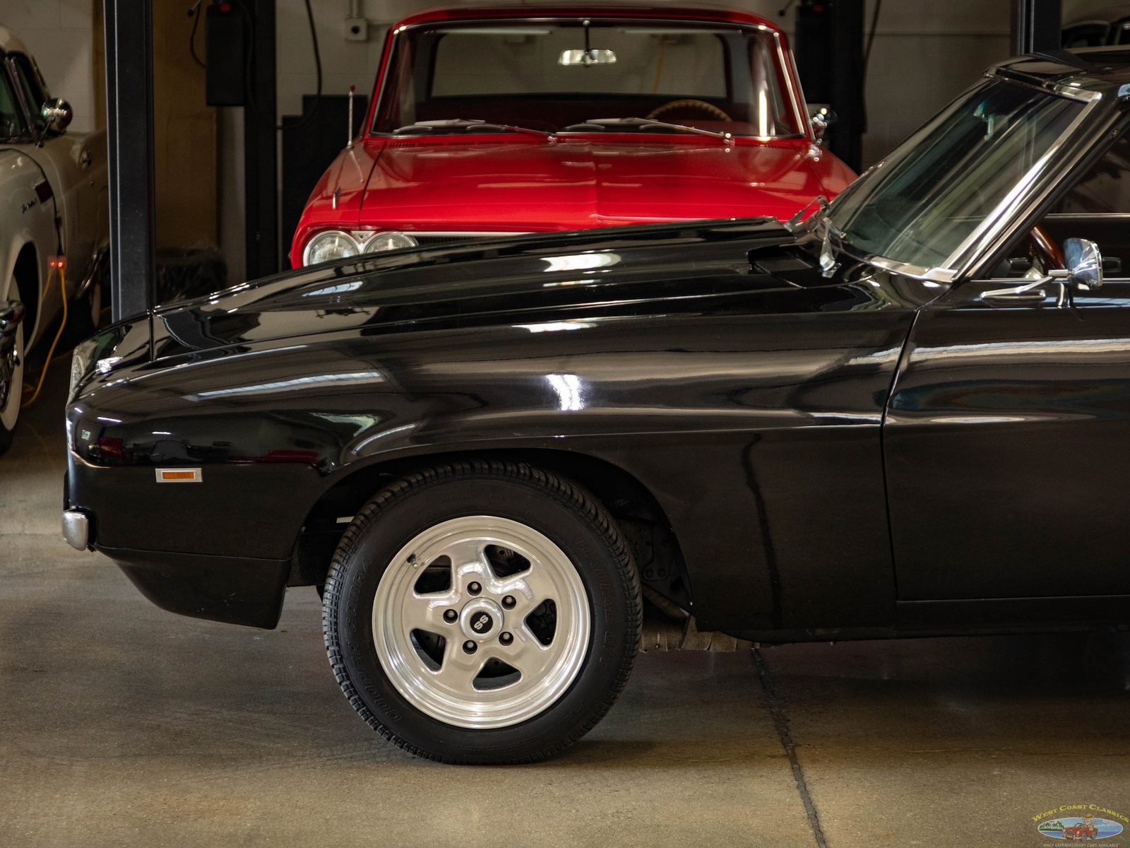 Chevrolet-Camaro-1969-2-Door-Coupe-4