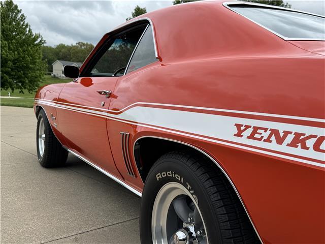Chevrolet-Camaro-1969-2-Door-Coupe-5