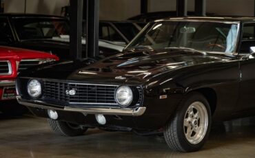 Chevrolet-Camaro-1969-2-Door-Coupe-7
