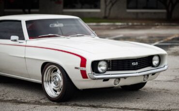 Chevrolet-Camaro-1969-2D-Coupe-12