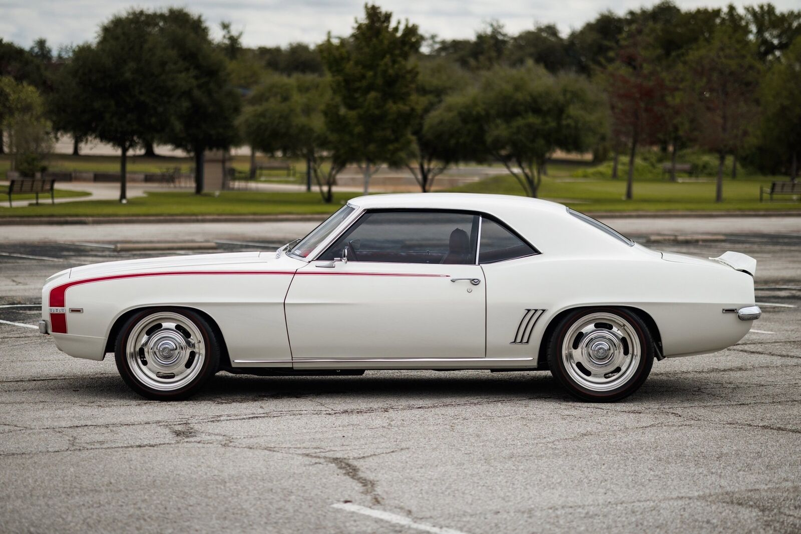 Chevrolet-Camaro-1969-2D-Coupe-19