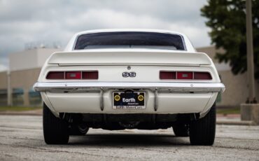 Chevrolet-Camaro-1969-2D-Coupe-20