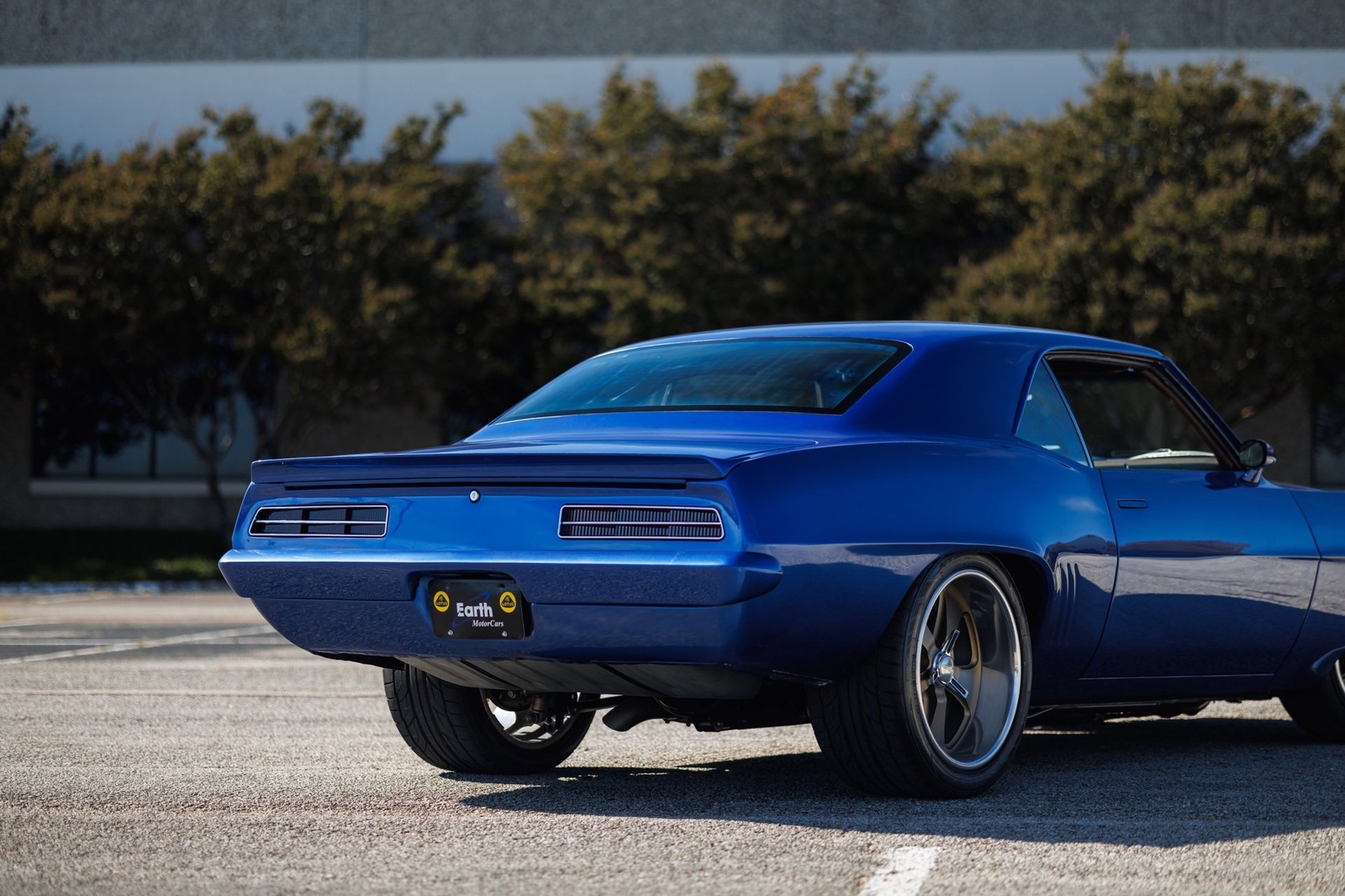 Chevrolet-Camaro-1969-2D-Coupe-23