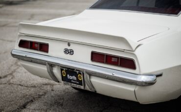 Chevrolet-Camaro-1969-2D-Coupe-26