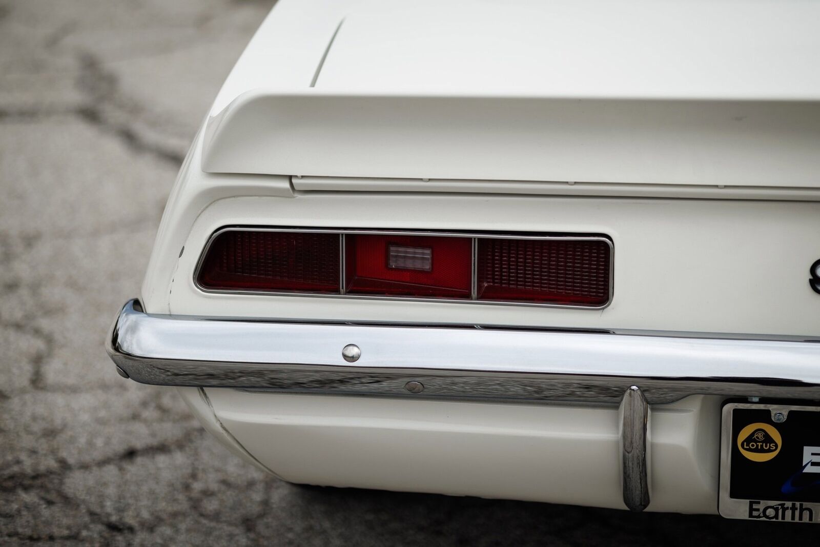 Chevrolet-Camaro-1969-2D-Coupe-32