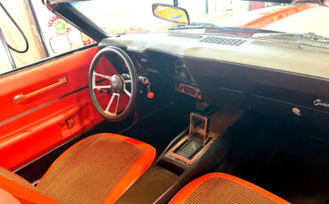 Chevrolet-Camaro-1969-American-Muscle-Car-21