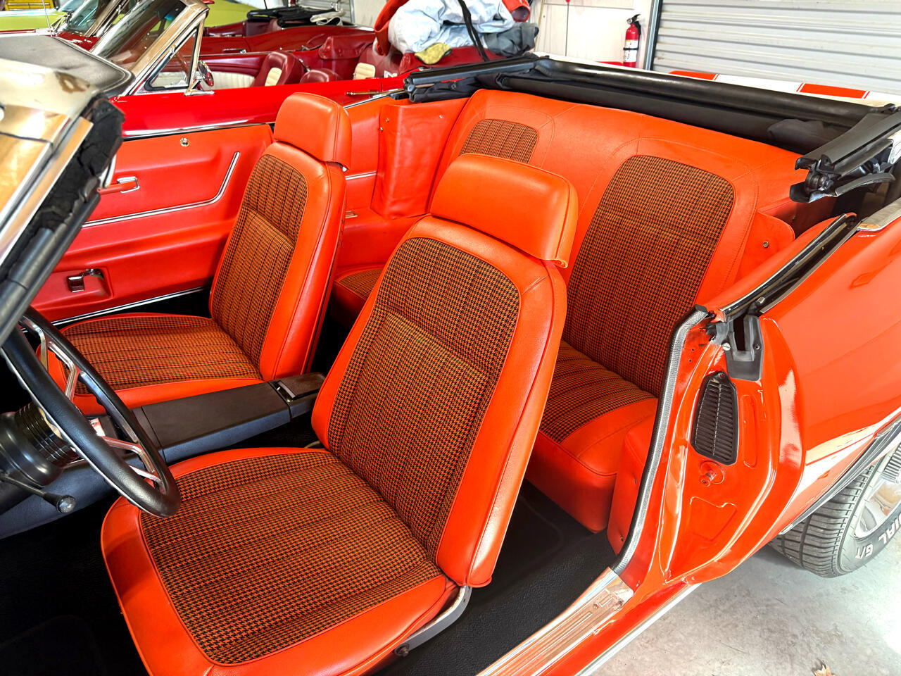 Chevrolet-Camaro-1969-American-Muscle-Car-25