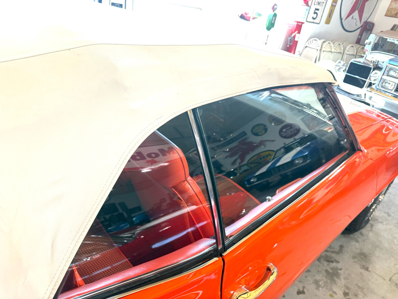 Chevrolet-Camaro-1969-American-Muscle-Car-27