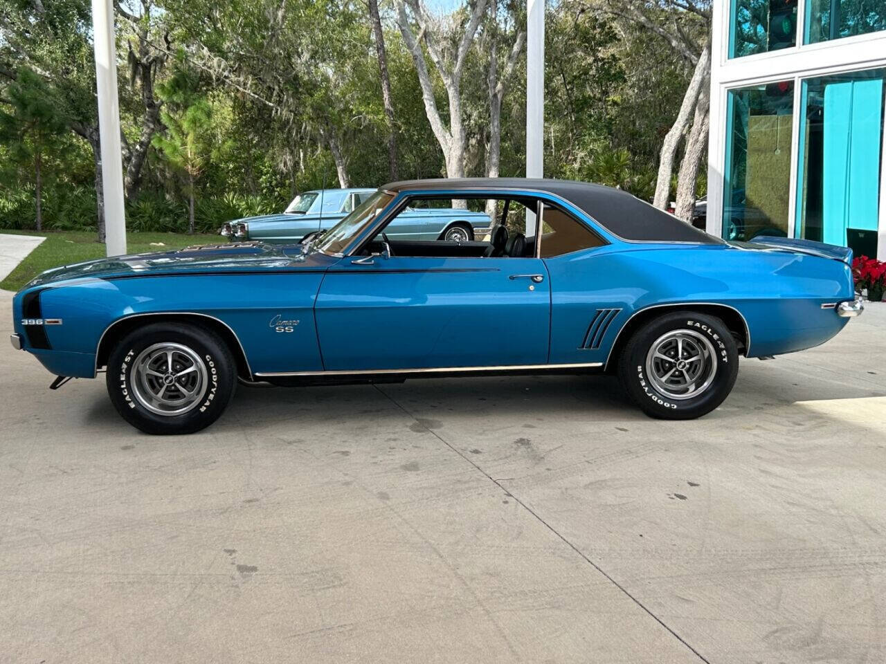 Chevrolet-Camaro-1969-Convertible-10