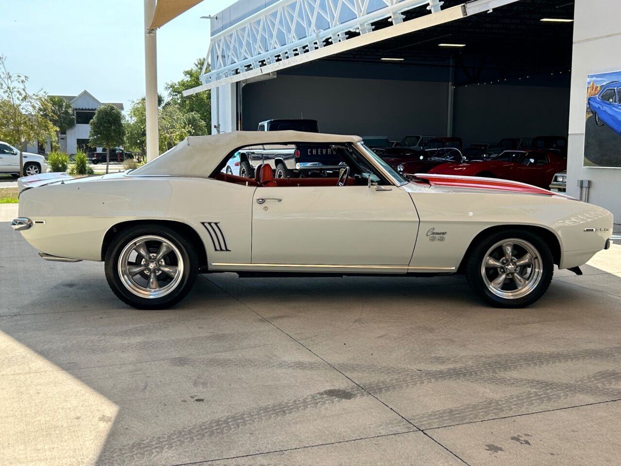 Chevrolet-Camaro-1969-Convertible-13