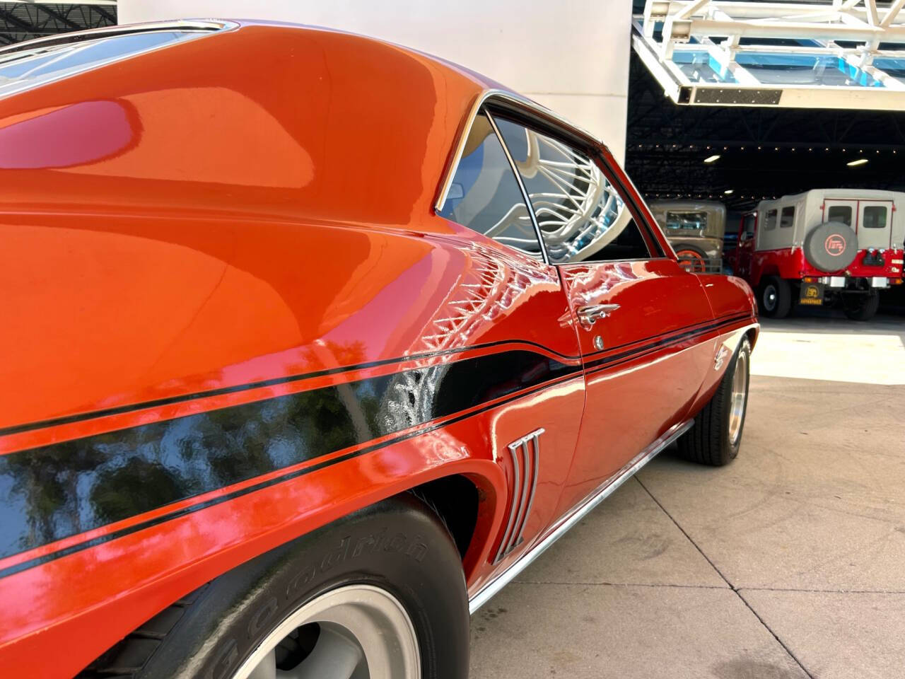 Chevrolet-Camaro-1969-Convertible-17
