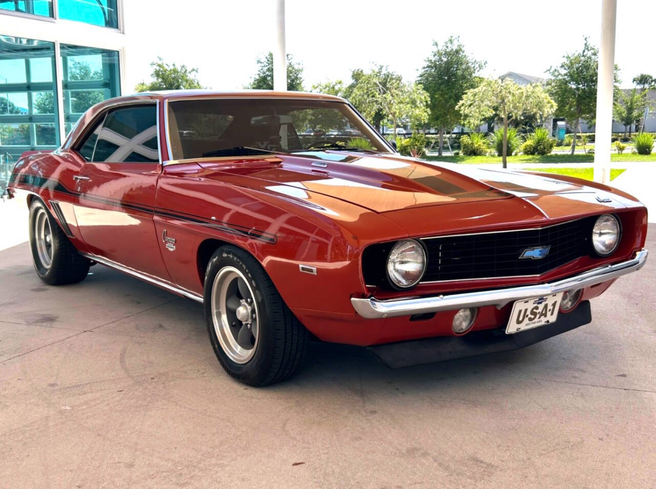 Chevrolet-Camaro-1969-Convertible-2