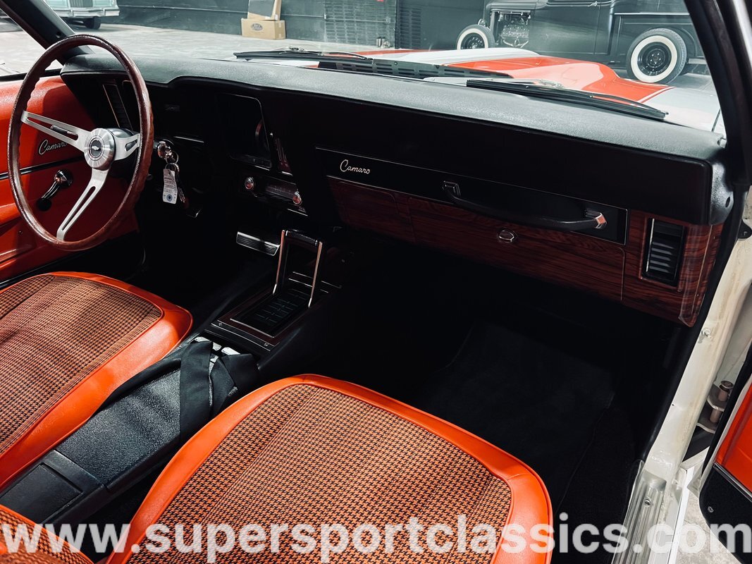 Chevrolet-Camaro-1969-Convertible-24