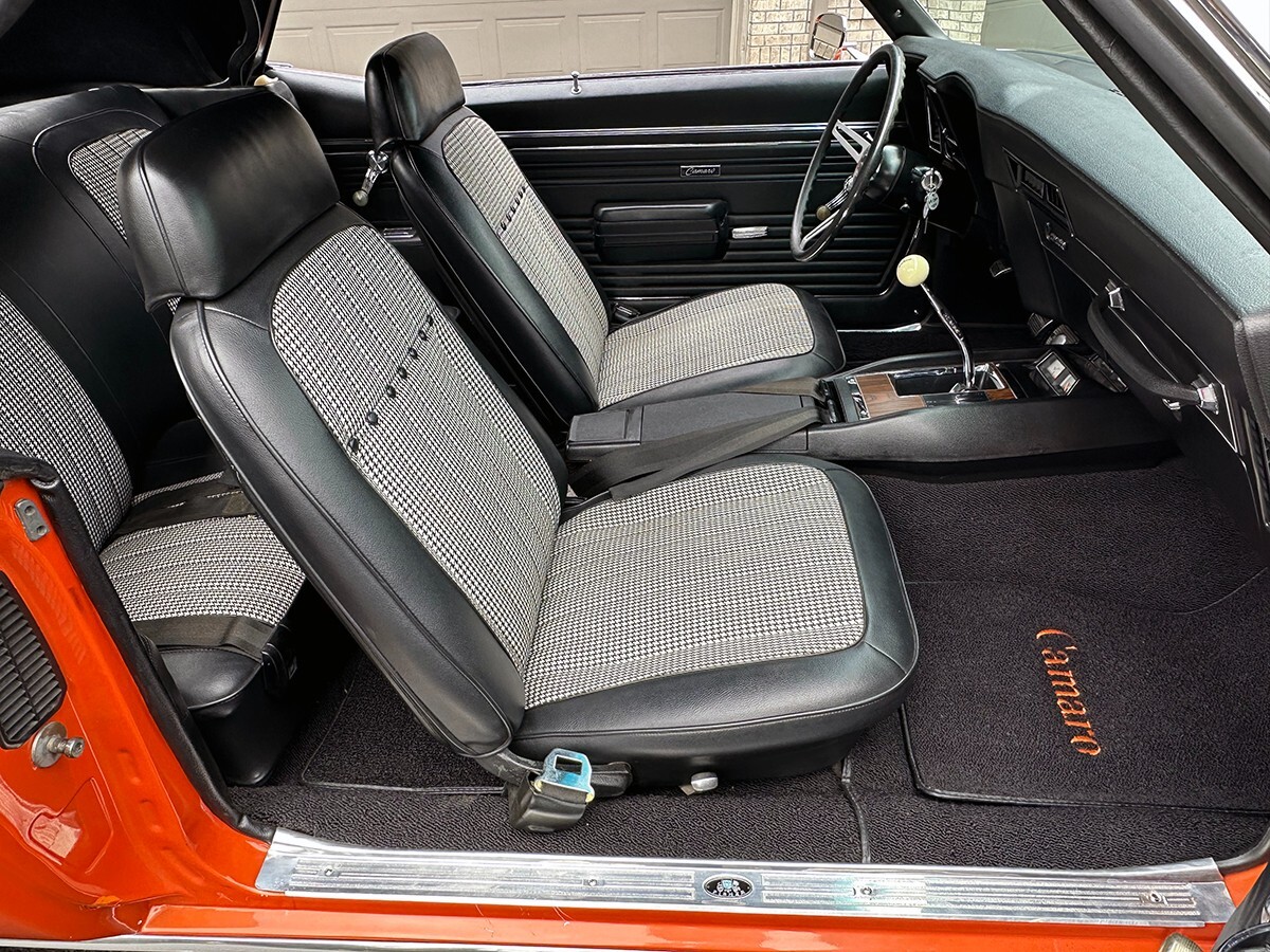 Chevrolet-Camaro-1969-Convertible-27