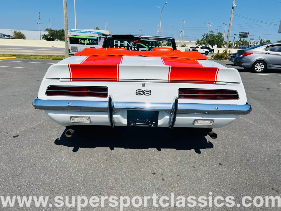 Chevrolet-Camaro-1969-Convertible-3