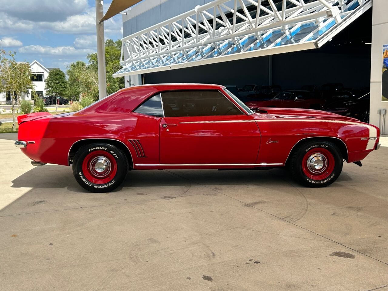 Chevrolet-Camaro-1969-Convertible-3