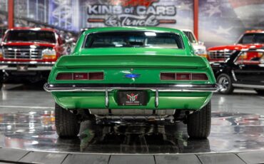 Chevrolet-Camaro-1969-Coupe-10