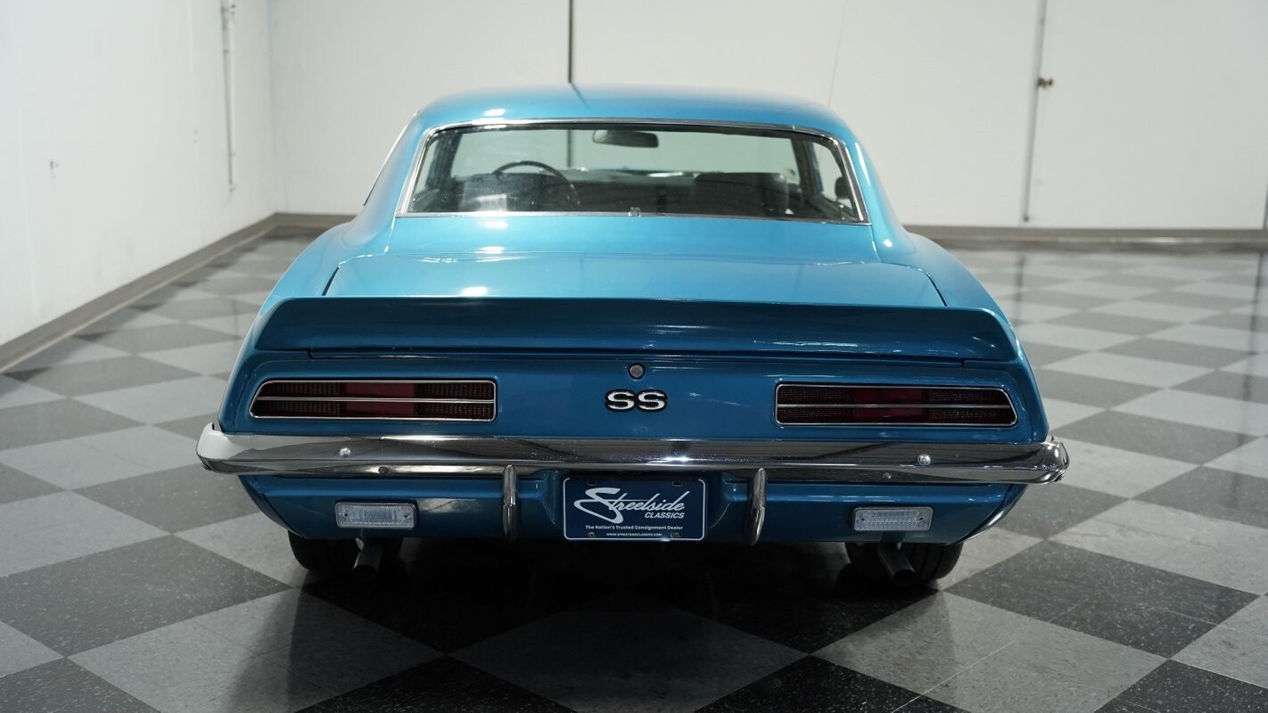 Chevrolet-Camaro-1969-Coupe-10