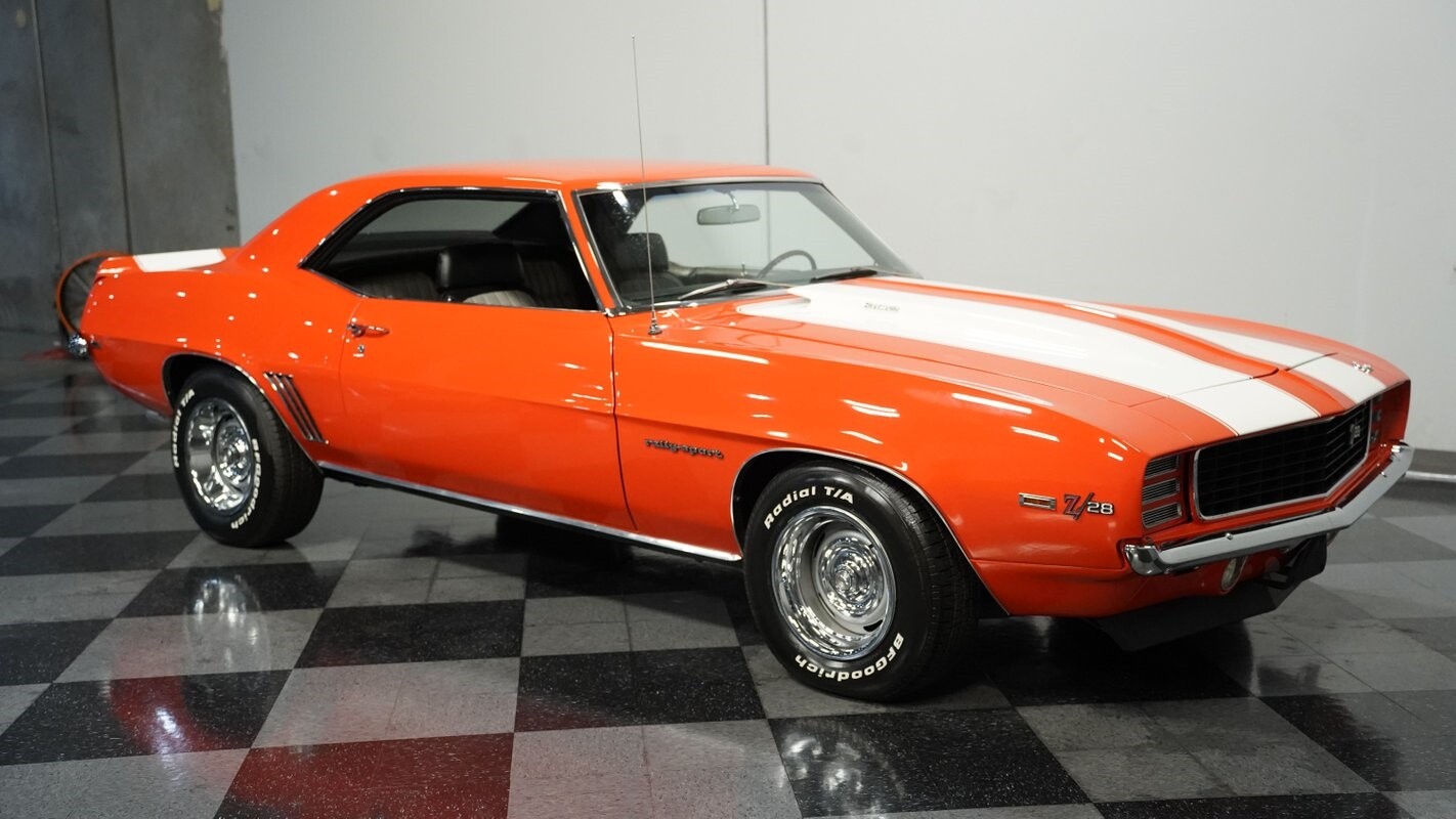 Chevrolet-Camaro-1969-Coupe-13