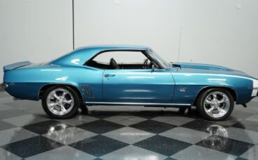 Chevrolet-Camaro-1969-Coupe-13