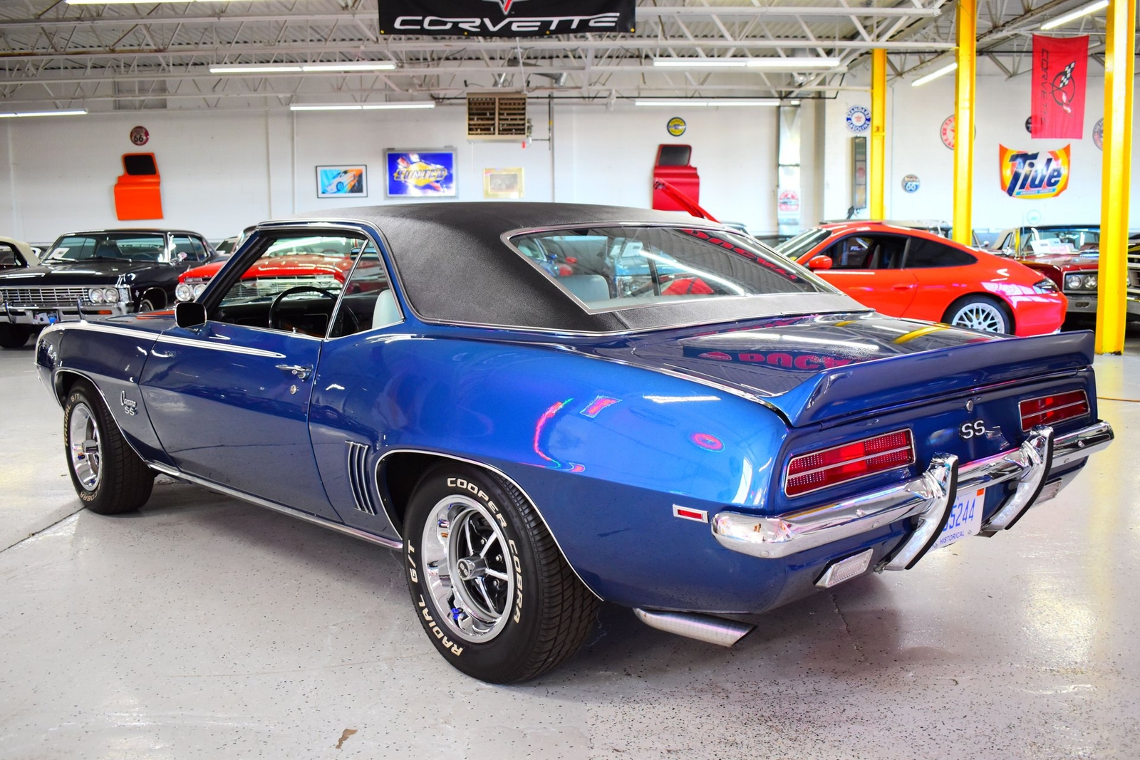 Chevrolet-Camaro-1969-Coupe-16