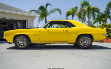 Chevrolet-Camaro-1969-Coupe-2