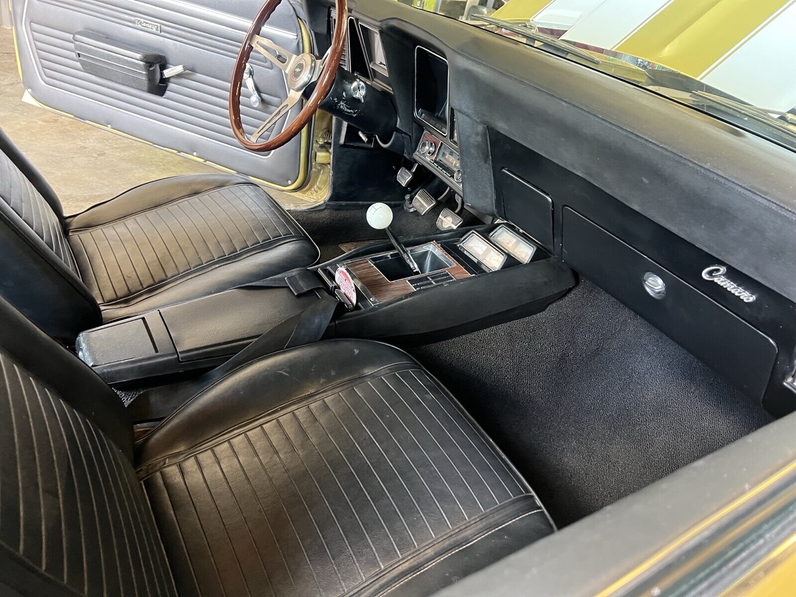 Chevrolet-Camaro-1969-Coupe-20