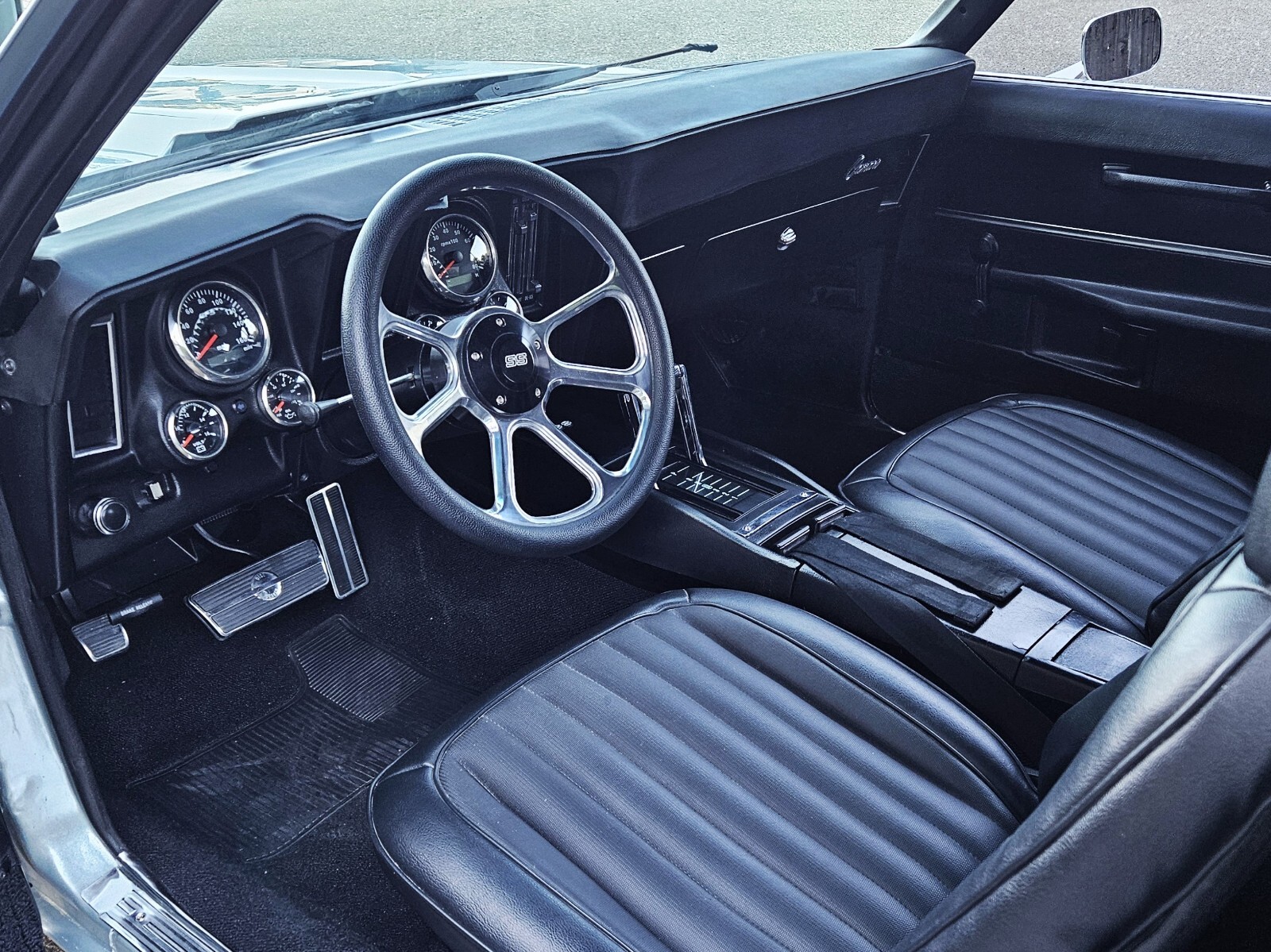 Chevrolet-Camaro-1969-Coupe-21