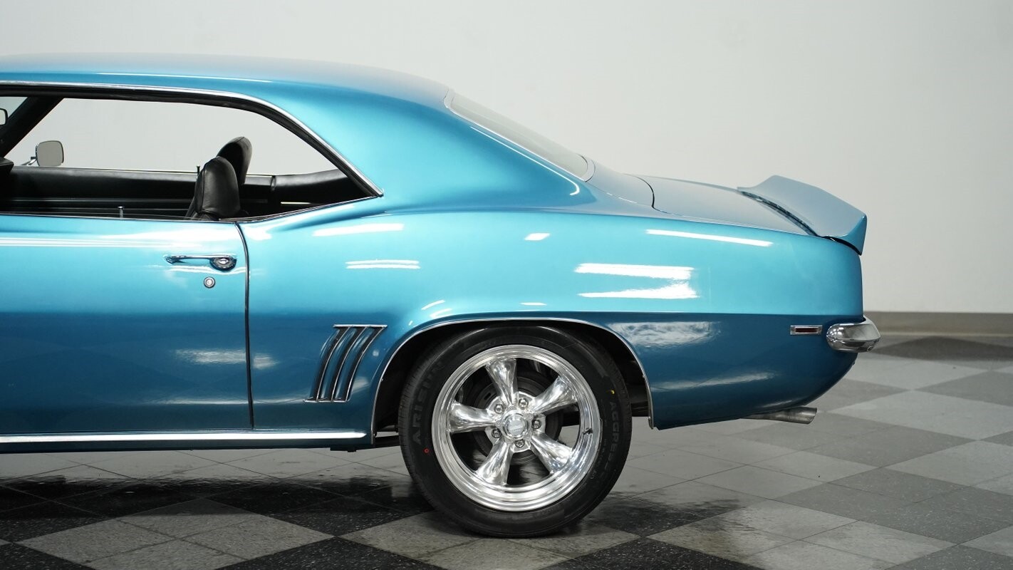 Chevrolet-Camaro-1969-Coupe-21