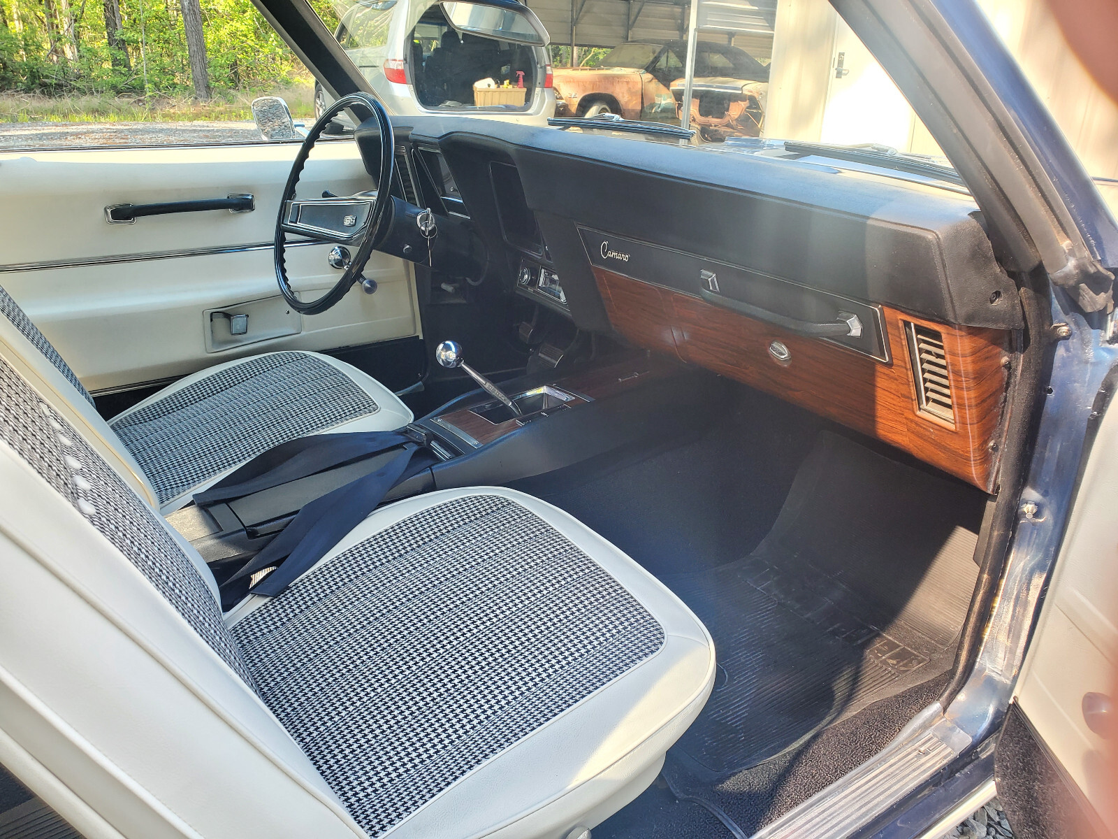 Chevrolet-Camaro-1969-Coupe-26