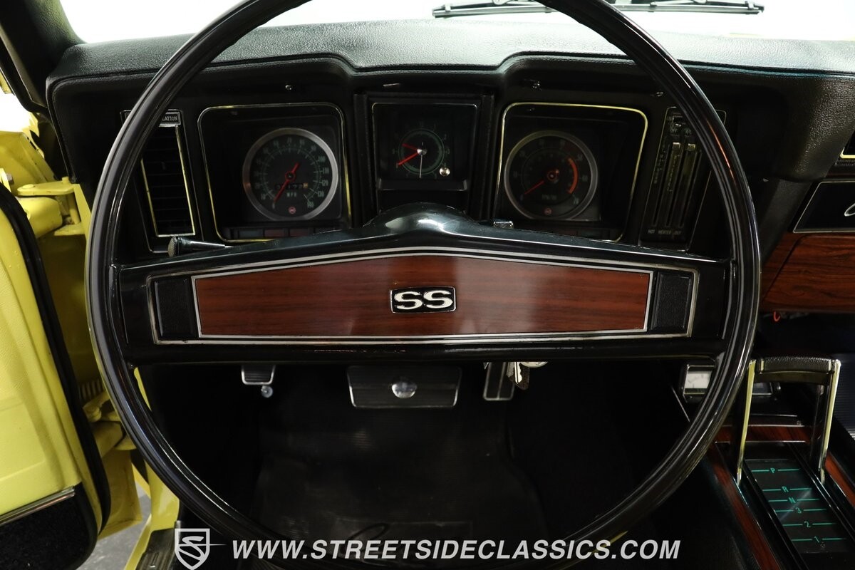Chevrolet-Camaro-1969-Coupe-35
