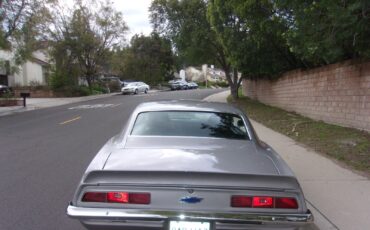 Chevrolet-Camaro-1969-Coupe-4