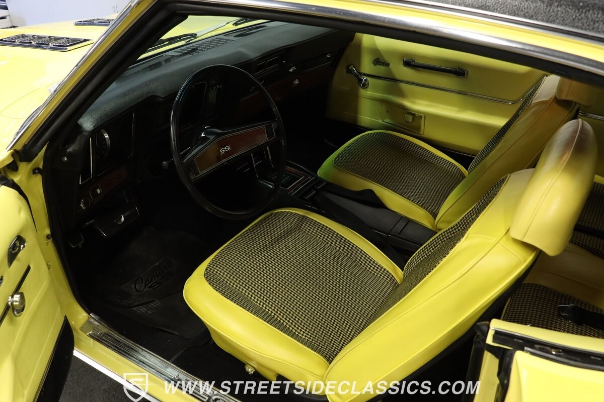 Chevrolet-Camaro-1969-Coupe-4